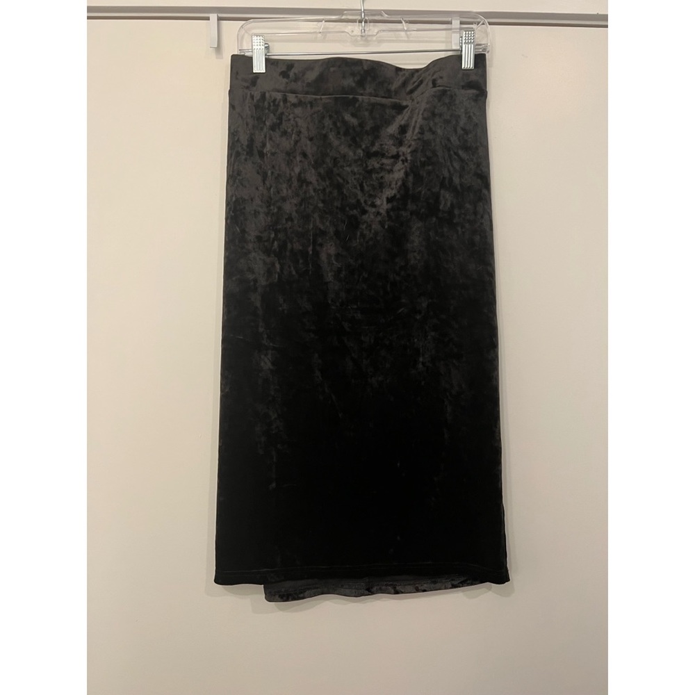 Torrid Black Velvet Black MIDI Pencil Skirt Sz 3